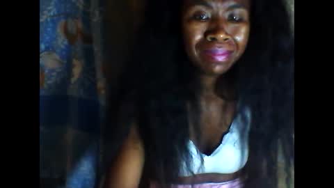 melanih online show from 03/05/25, 01:39