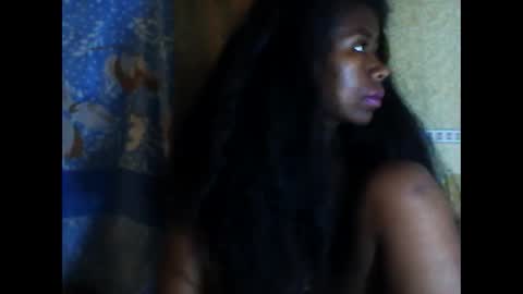 melanih online show from 03/10/25, 05:22