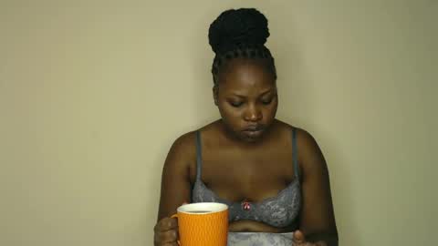 Snapshot of melaningoddess30 chatting on 02/07/25, 08:55 melaningoddess30 online show from 02/07/25, 08:55