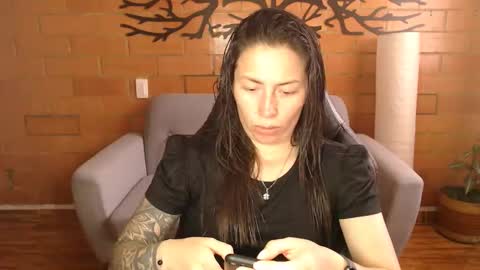 Melanny online show from 11/20/25, 11:21