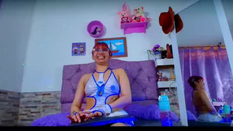 Melanny taylor online show from 11/12/25, 08:19