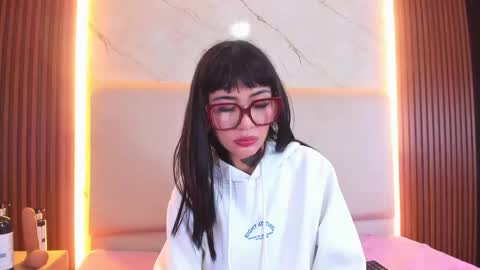 Snapshot of melanyharris chatting on 05/12/26, 02:47 MELANYHARRIS online show from 05/12/26, 02:47