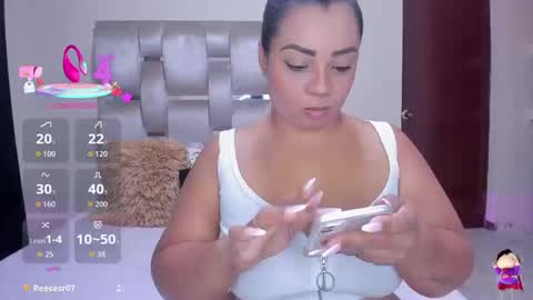 Snapshot of melanyshayk chatting on 10/01/25, 10:49 Melany online show from 10/01/25, 10:49