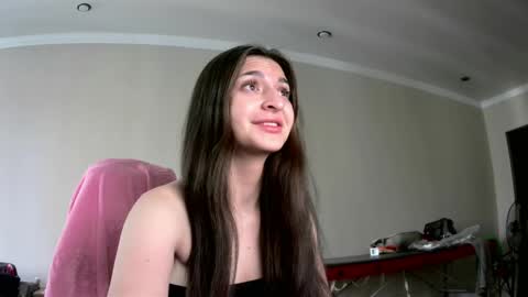 melena_caramel online show from 06/07/26, 01:10