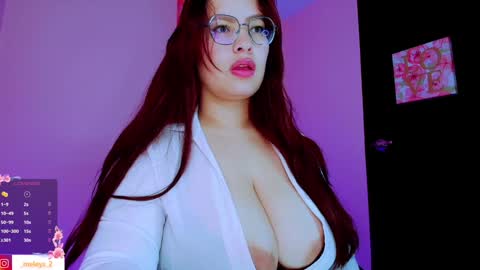 amelia  online show from 12/09/24, 08:55