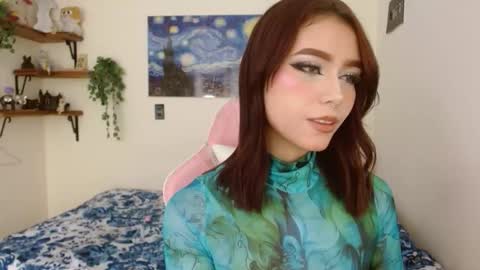 Snapshot of melhoneymoon chatting on 01/14/26, 03:01 Mel online show from 01/14/26, 03:01