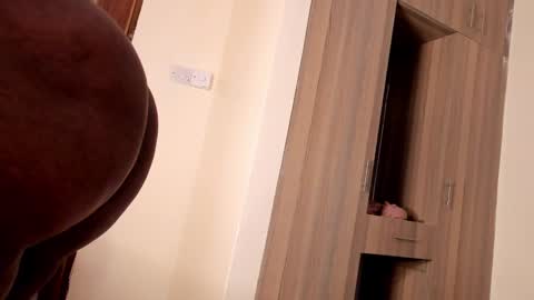 rose online show from 12/10/24, 05:39