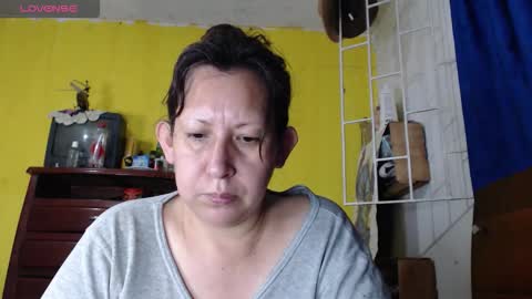melisa037 online show from 10/18/25, 02:47