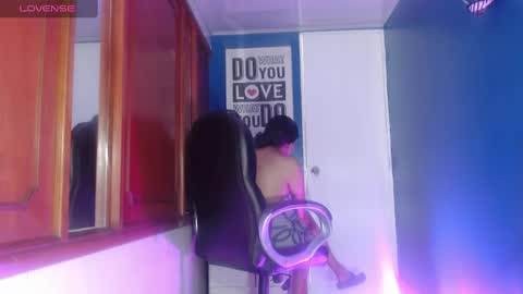 Snapshot of melisa23_ chatting on 03/12/25, 05:28 melisa23_ online show from 03/12/25, 05:28