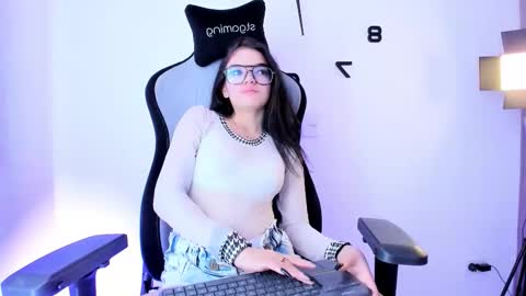 melisa_meow online show from 02/10/26, 01:37