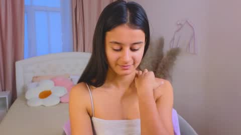 Victoria online show from 12/06/24, 07:21