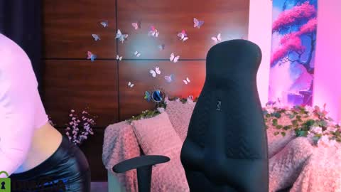 Melisa online show from 01/04/25, 08:59