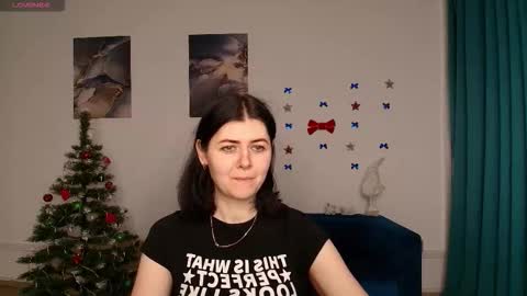 Melisa online show from 12/17/25, 07:36