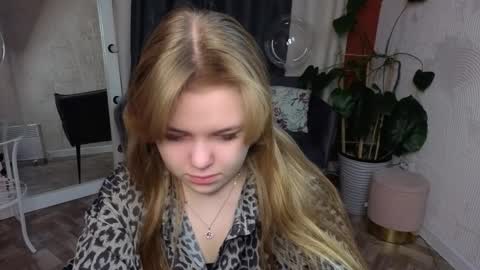 Sophia online show from 02/19/26, 04:41