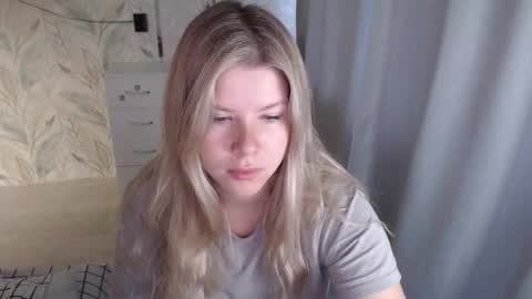 Melissa  Ray online show from 10/06/25, 02:42