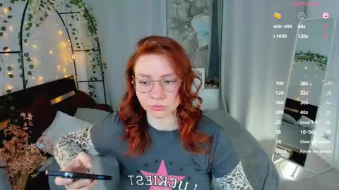Snapshot of melissa_adamss chatting on 04/28/26, 10:20 Melissa online show from 04/28/26, 10:20