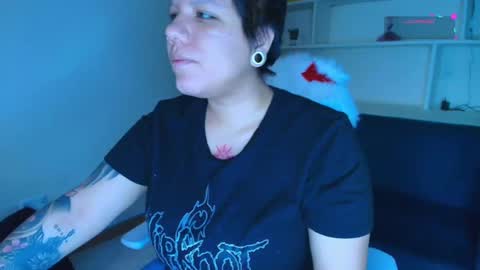 Lissa  online show from 09/20/25, 11:22