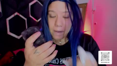 Lissa  online show from 04/10/26, 07:07