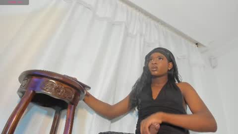 Snapshot of melissa_ebony_ chatting on 06/13/26, 09:02 Melissa E. online show from 06/13/26, 09:02
