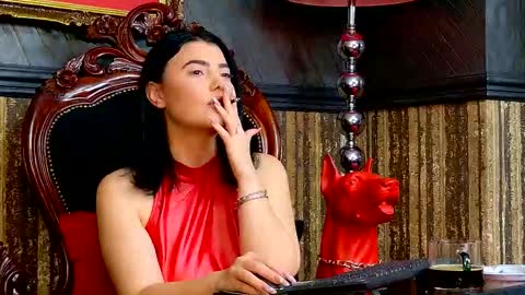 Melissa online show from 11/23/25, 01:00