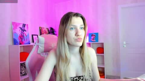 melissa_moooree online show from 02/28/25, 02:42