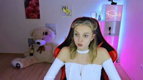 Melissa online show from 01/27/25, 02:31