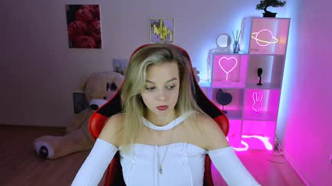 Melissa online show from 02/04/25, 04:50