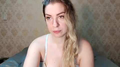 Snapshot of melissa_s2 chatting on 06/05/26, 02:18 Melissa online show from 06/05/26, 02:18