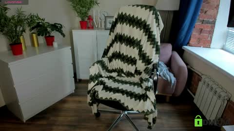 Melissa online show from 06/01/26, 03:47