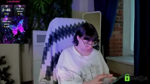 Snapshot of melissa_wells chatting on 06/14/26, 02:24 Melissa online show from 06/14/26, 02:24