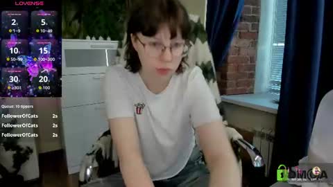 Snapshot of melissa_wells chatting on 07/13/26, 03:31 Melissa online show from 07/13/26, 03:31