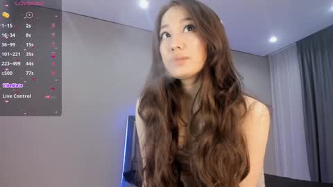 Lisaa online show from 12/29/24, 12:01