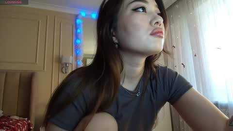 Snapshot of melissa_yamazaki chatting on 04/27/26, 04:32 Lisaa online show from 04/27/26, 04:32