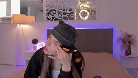 Snapshot of melissacrayzy chatting on 05/17/26, 05:16 MelissaCrayzy online show from 05/17/26, 05:16