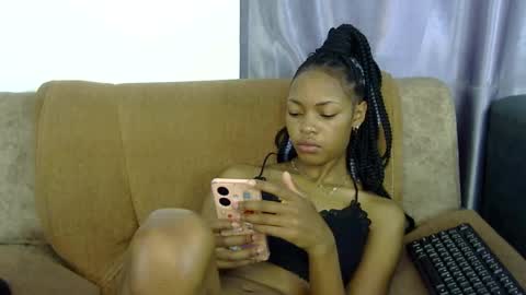 Snapshot of melissah_hot chatting on 02/15/25, 07:38 melissah_hot online show from 02/15/25, 07:38