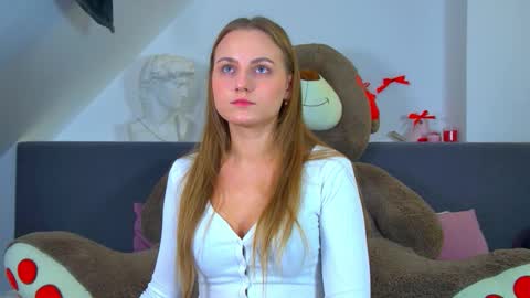 MelissaBerry online show from 10/22/25, 10:37