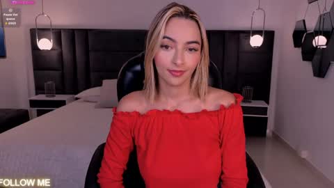 Snapshot of melissamoore_ chatting on 05/29/26, 09:40 Call me Meli online show from 05/29/26, 09:40