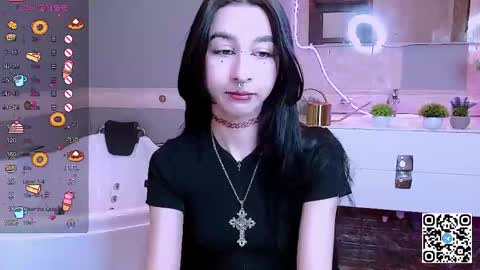 Mellisa online show from 05/04/26, 01:23