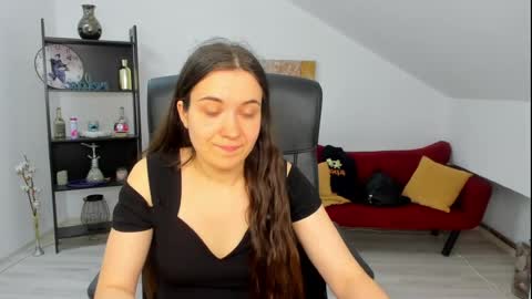 Snapshot of melissawiliam chatting on 06/17/26, 10:50 melissawiliam online show from 06/17/26, 10:50