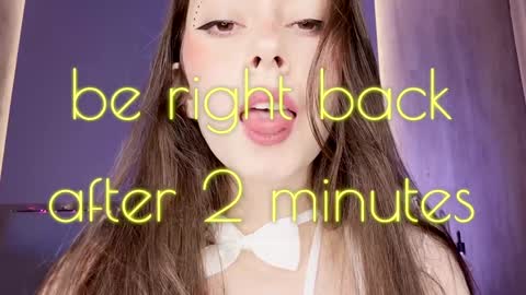 NEXT STREAM  in 7  3gmt---  online show from 11/12/25, 02:17