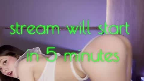 Snapshot of melissaxcbx chatting on 04/23/26, 05:19 NEXT STREAM in 7 3gmt--- online show from 04/23/26, 05:19