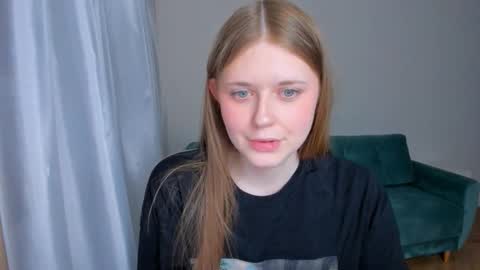 Snapshot of melissssa_bloom chatting on 03/02/26, 08:37 Melissa online show from 03/02/26, 08:37