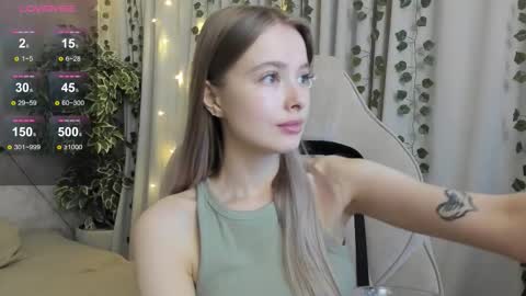 mell milles online show from 12/01/25, 01:49