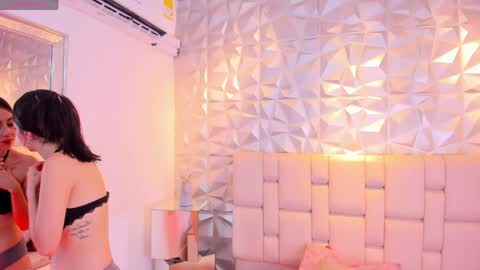  Mell online show from 03/31/26, 11:54