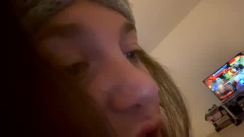 Melli online show from 01/01/25, 01:47