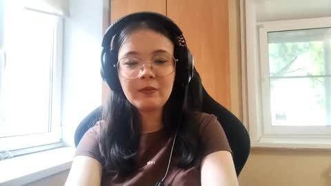 Snapshot of mellieyamazaki chatting on 05/30/26, 09:28 mellieyamazaki online show from 05/30/26, 09:28