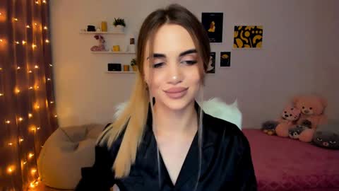 Tessa online show from 12/09/24, 08:01