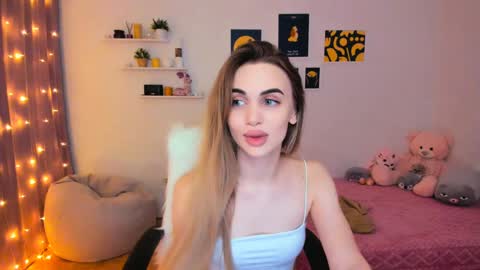 Tessa online show from 01/07/25, 11:45