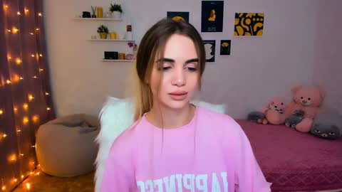 Tessa online show from 01/08/25, 08:50