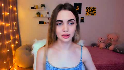 Tessa online show from 02/01/25, 07:02